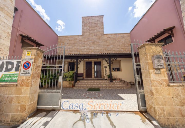 Villa i Casarano, Lecce, Casarano - € 390.000 | Ref: CAST-390 - foto 1