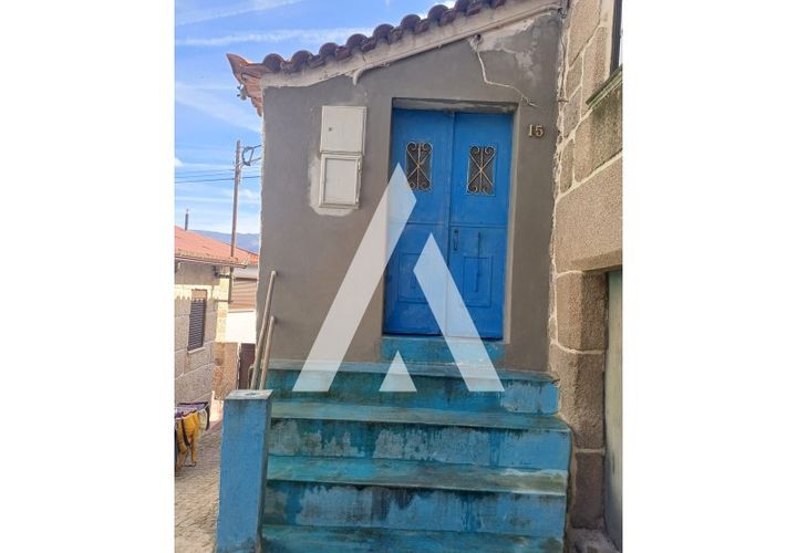 Villa i Seia, Guarda, Seia - € 32.000 | Ref: 1131036/25 LR - foto 1