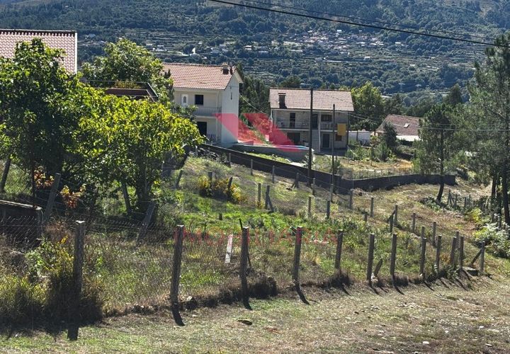 Helårsgrund i Arcos de Valdevez, Viana do Castelo, Arcos de Valdevez - € 35.000 | Ref: AVV-2473-RF-0925 - foto 1