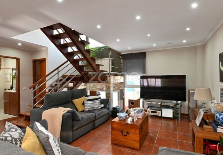 Villa em Sintra, Lisbon, Sintra - € 650.000 | Ref: ZMPT581268 - foto 1