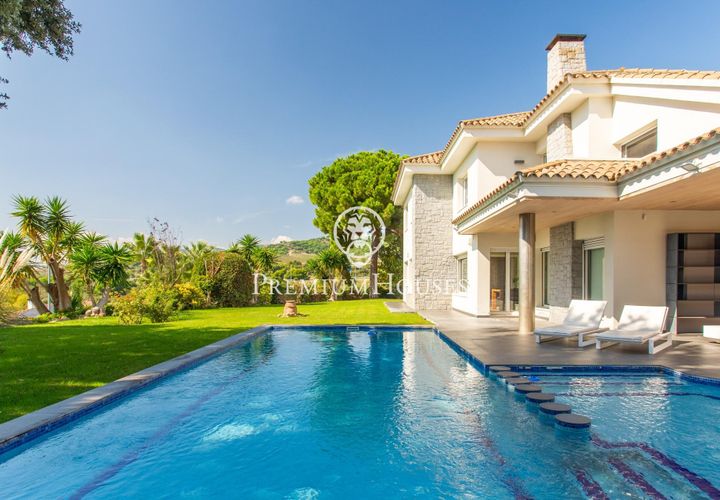 Villa a Alella, Barcelona, Alella - € 1.890.000 | Ref: PH103591/3699 - foto 1