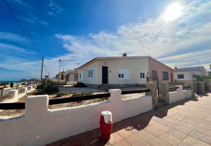 Villa a La Mata, Alicante, La Mata - € 955.000 | Ref: AG19MLSC3091293 - foto 1