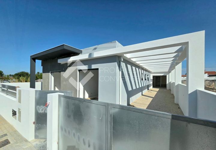 Villa i Seixal, Setubal, Seixal - € 520.000 | Ref: 348 - foto 1