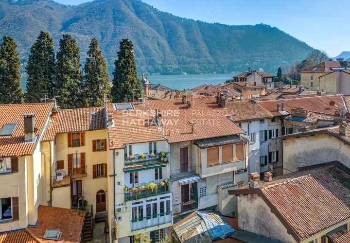 Villa a Cernobbio, Como, Cernobbio - € 1.600.000 | Ref: ILO3342 - foto 1