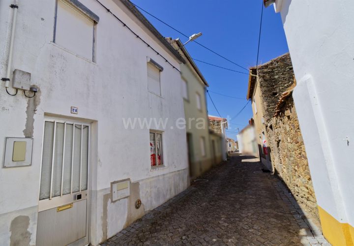 Villa i Castelo Branco, Castelo Branco, Castelo Branco - € 130.000 | Ref: 102250140 - foto 1
