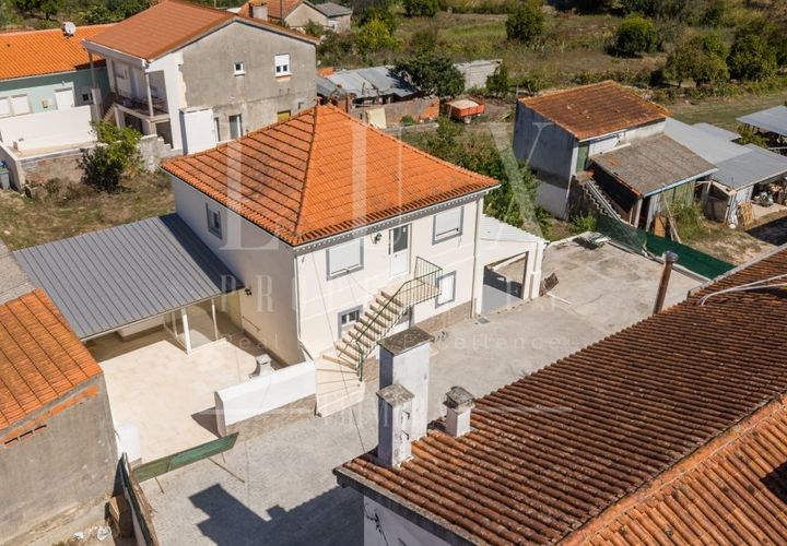 Villa i Coimbra, Coimbra, Coimbra - € 280.000 | Ref: LUX_CB-00657 - foto 1