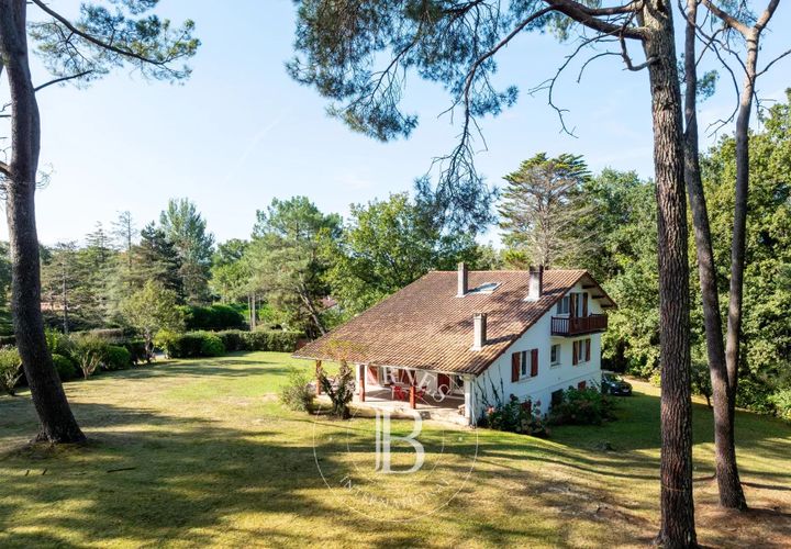 Villa a Ahetze, Pyrenees-Atlantiques, Ahetze - € 1.495.000 | Ref: M1764 - foto 1