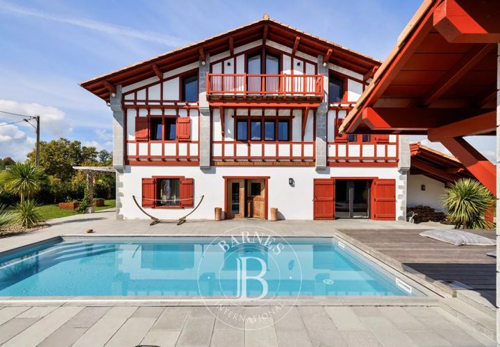 Villa a Larressore, Pyrenees-Atlantiques, Larressore - € 1.800.000 | Ref: M1767 - foto 1