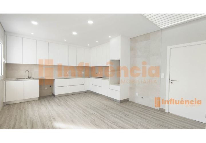 Villa i Covilha, Castelo Branco, Covilha - € 490.000 | Ref: HAB_43 - foto 1