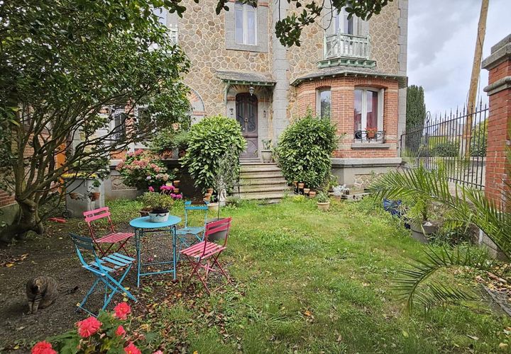 Villa en Guingamp, Cotes-d'Armor, Guingamp - € 270.400 | Ref: 241_BBE-0025106 - photo 1