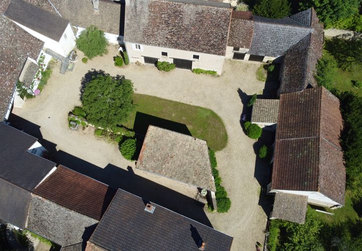 Villa i Beaune, Cote-d'Or, Beaune - € 850 000 | Ref: 4892 - foto 1