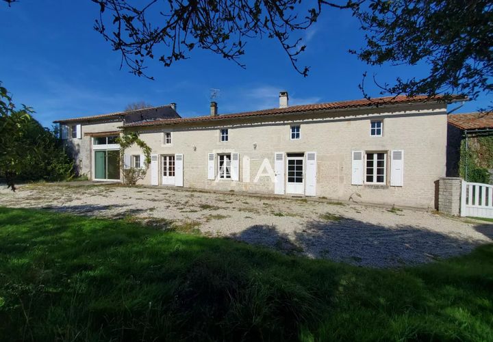 Landejendom i Theil-Rabier, Charente, Theil-Rabier - € 174.900 | Ref: 1256 - foto 1