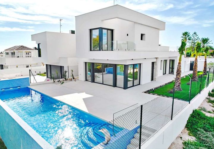 Villa a Orihuela Costa, Alicante, Orihuela Costa - € 760.000 | Ref: GH-672180 - foto 1