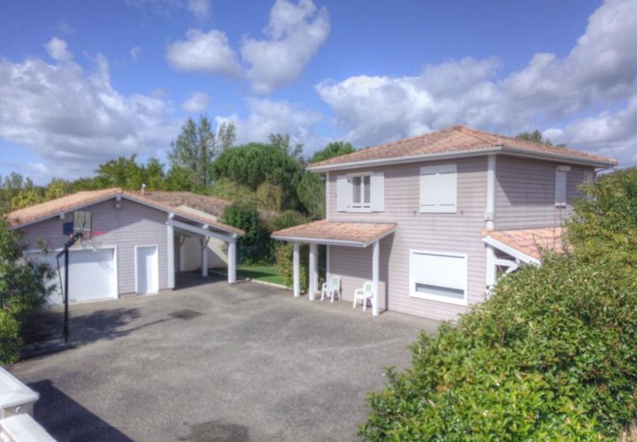 Villa i Le Passage, Lot-et-Garonne, Le Passage - € 399.000 | Ref: getkey_8298 - foto 1