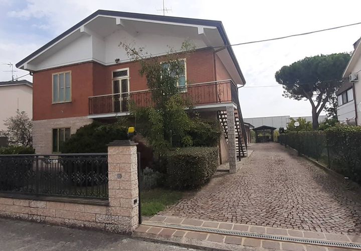 Villa i Ferrara, Ferrara, Ferrara - € 278.000 | Ref: 1107 - foto 1