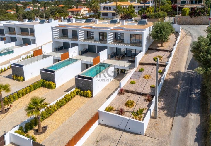 Byhus i Almancil, Faro, Almancil - € 1.150.000 | Ref: 250 - foto 1