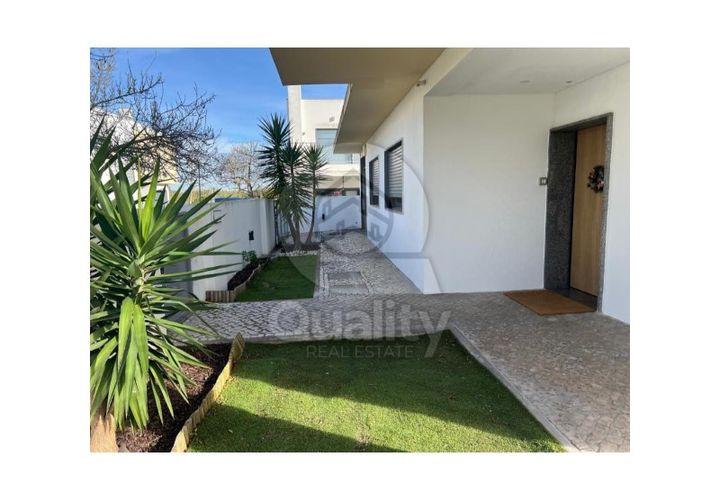 Villa a Barreiro, Setubal, Barreiro - € 575.000 | Ref: QRPP2106 - foto 1