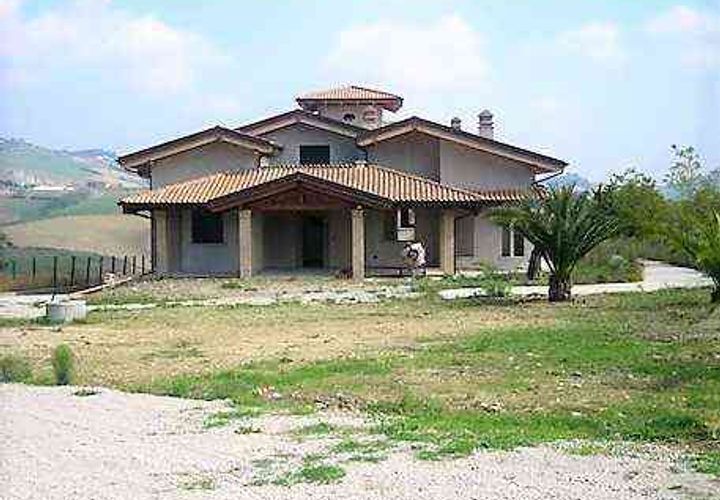 Villa a Teramo, Teramo, Teramo - € 259.000 | Ref: EL638-607066 - foto 1