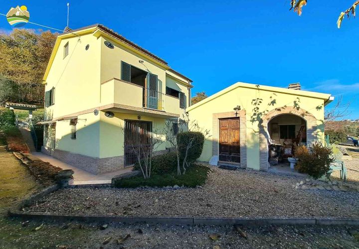 Villa a Castilenti, Teramo, Castilenti - € 198.000 | Ref: EL1076-608632 - foto 1