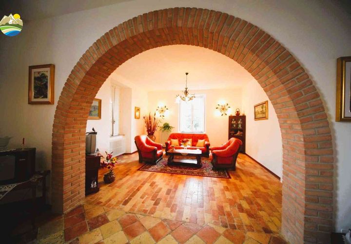 Villa i Montefino, Teramo, Montefino - € 285.000 | Ref: EL1083-608773 - foto 1