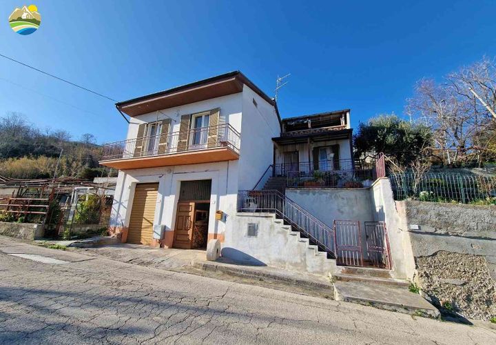 Villa a Cermignano, Teramo, Cermignano - € 48.000 | Ref: EL1103-609187 - foto 1