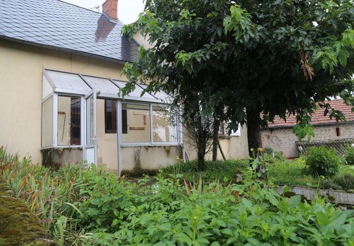Villa a Poil, Nievre, Poil - € 65.000 | Ref: 5889 - foto 1