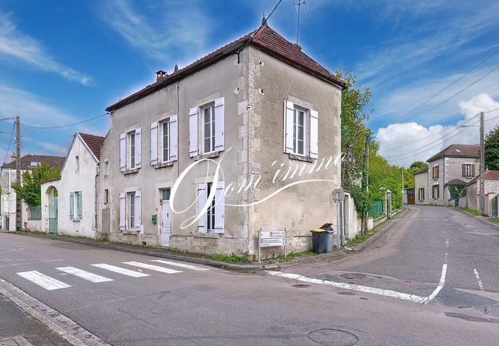 Landejendom i Montbard, Cote-d'Or, Montbard - € 88.000 | Ref: 4745 - foto 1