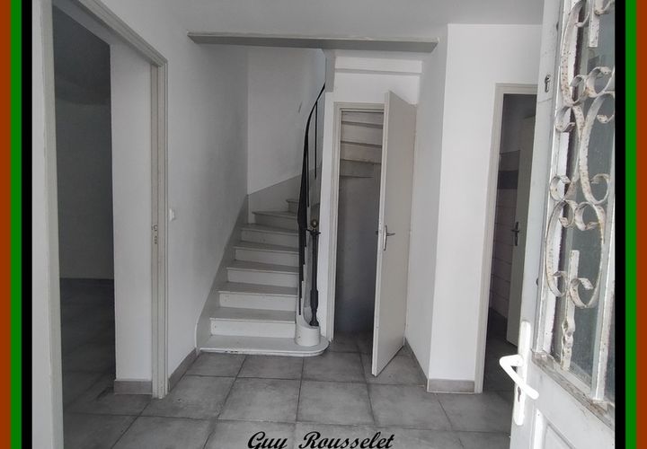 Byhus i Montbard, Cote-d'Or, Montbard - € 119.000 | Ref: 340932230197 - foto 1
