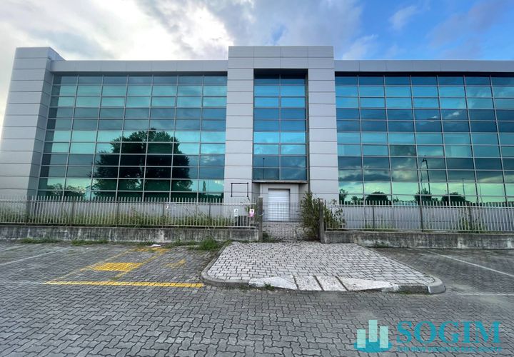 Erhvervsejendom i Segrate, Milan, Segrate - € 2.070.000 | Ref: 30151 - foto 1