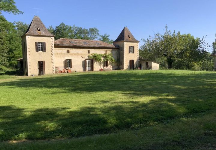 Villa i Marmande, Lot-et-Garonne, Marmande - € 380.000 | Ref: 60B6402979B54C33 - foto 1