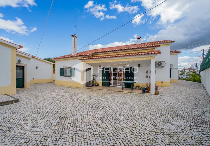 Villa i Santarem, Santarem, Santarem - € 590.000 | Ref: FR646 - foto 1