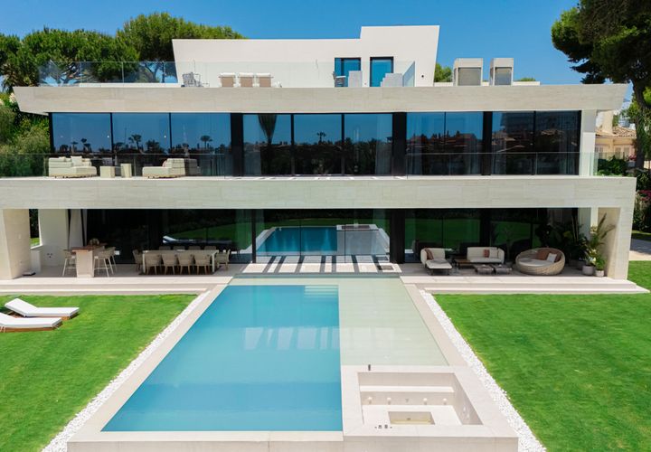 Villa i Los Monteros, Malaga, Los Monteros - € 8.750.000 | Ref: R5182747 - foto 1