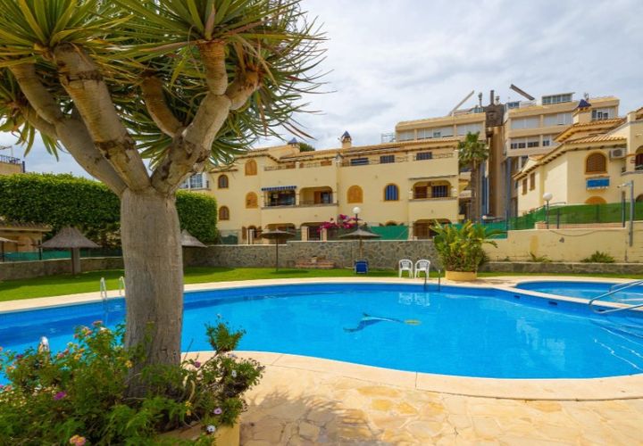 Bungalow i Playa De Locos, Alicante, Playa De Locos - € 180.000 | Ref: MLSC9605388 - foto 1