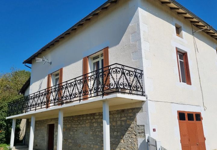 Villa en Alloue, Charente, Alloue - € 130.800 | Ref: BVI82930 - photo 1