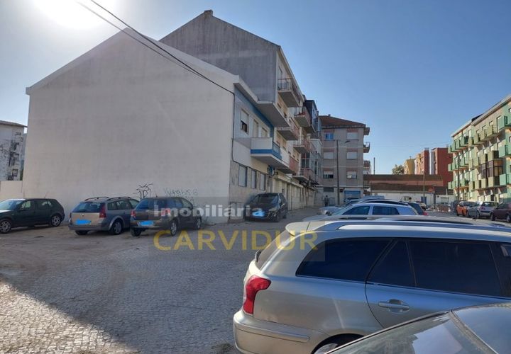 Helårsgrund i Barreiro, Setubal, Barreiro - € 180.000 | Ref: 487BAR - foto 1