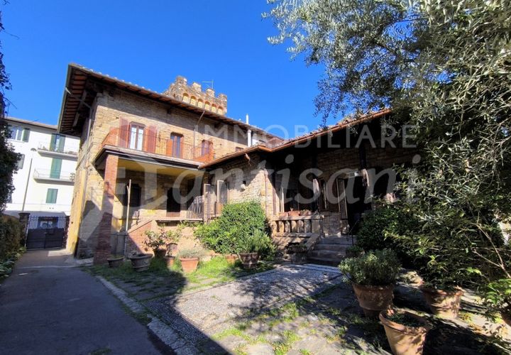 Villa i Florence, Florence, Florence - € 1.300.000 | Ref: BRCTT - foto 1