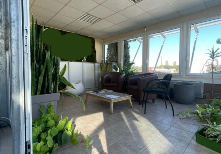 Erhvervsejendom i Limoges, Haute-Vienne, Limoges - € 324.000 | Ref: 6900410039 - foto 1