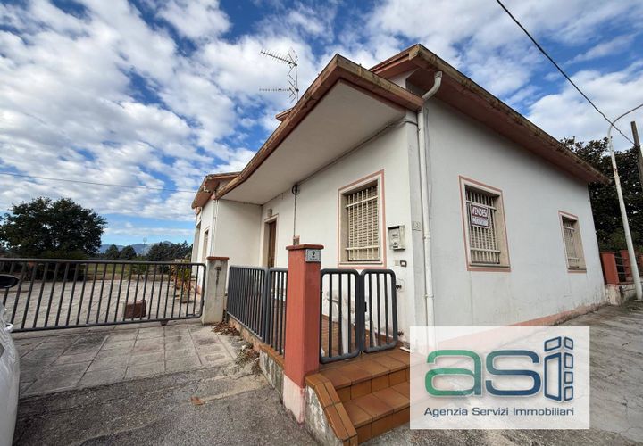 Villa a Nereto, Teramo, Nereto - € 230.000 | Ref: 15/CS - foto 1