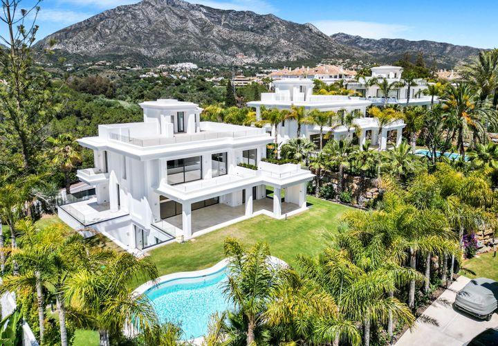 Villa a Marbella, Malaga, Marbella - € 6.400.000 | Ref: 2068 S - foto 1