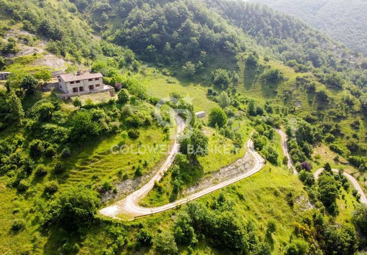 Landejendom i Gubbio, Perugia, Gubbio - € 390.000 | Ref: CBI160-2553-139 - foto 1