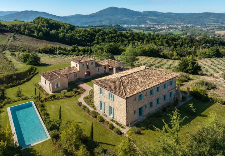 Landejendom i Umbertide, Perugia, Umbertide - € 1.280.000 | Ref: CBI134-2230-215 - foto 1
