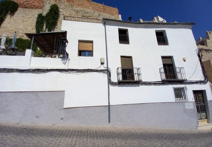 Byhus i Martos, Jaen, Martos - € 89.000 | Ref: Castle Walls - foto 1