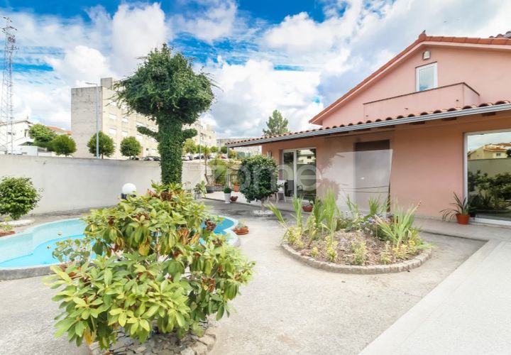 Villa i Valongo, Porto, Valongo - € 460.000 | Ref: ZMPT552311 - foto 1
