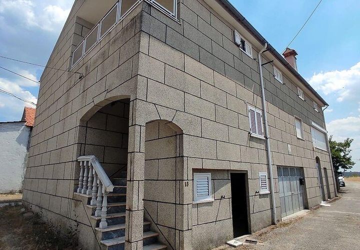 Byhus i Guarda, Guarda, Guarda - € 70.000 | Ref: 148435 - foto 1