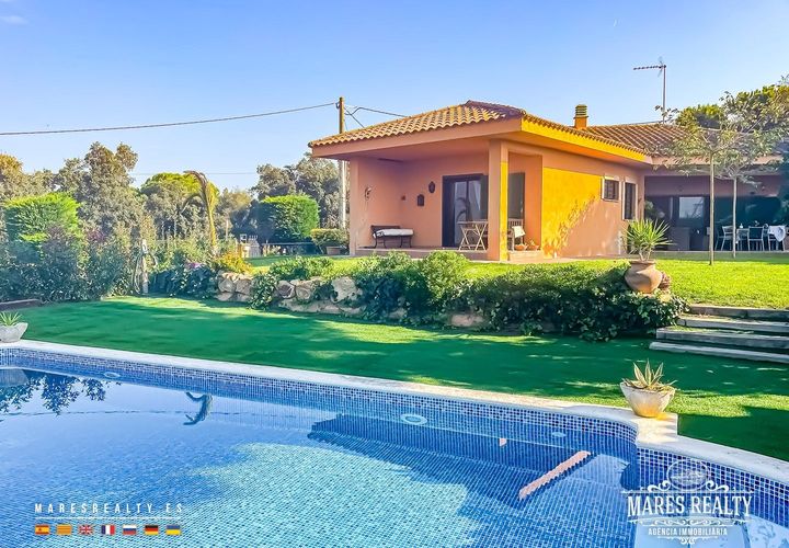 Villa i Sils, Gerona, Sils - € 485.000 | Ref: CHA0528 - foto 1