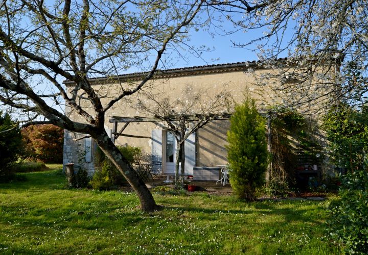 Landejendom i Duras, Lot-et-Garonne, Duras - € 254.400 | Ref: D5037 - foto 1