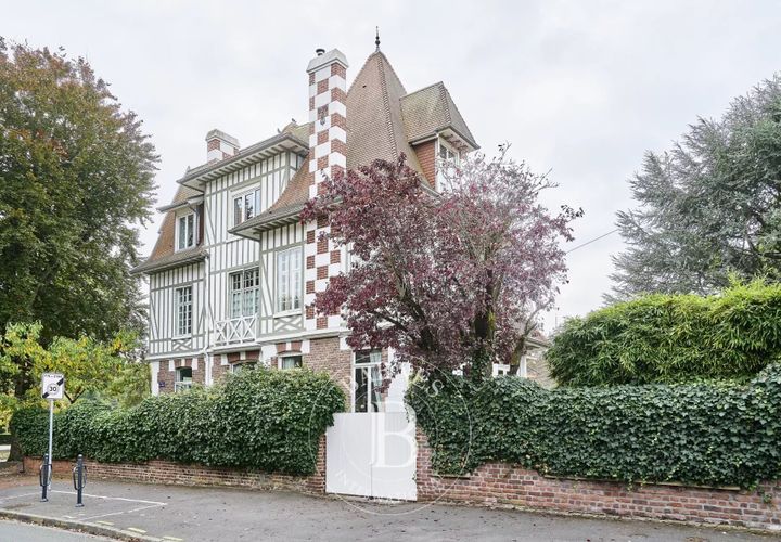 Villa i Roubaix, Nord, Roubaix - € 849.000 | Ref: 86371674 - foto 1