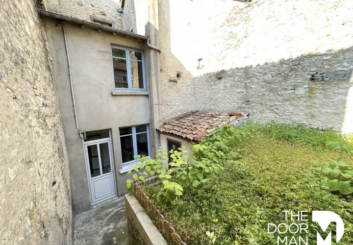 Villa i Vignory, Haute-Marne, Vignory - € 32.000 | Ref: 8800 - foto 1