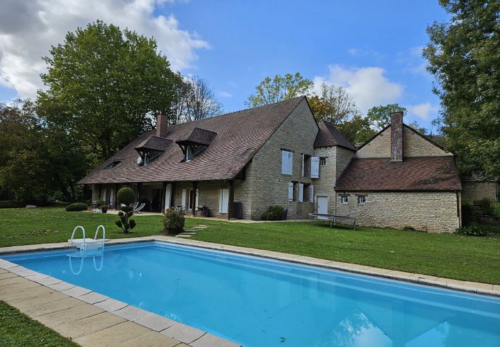 Villa i Beaune, Cote-d'Or, Beaune - € 950.000 | Ref: 4930 - foto 1