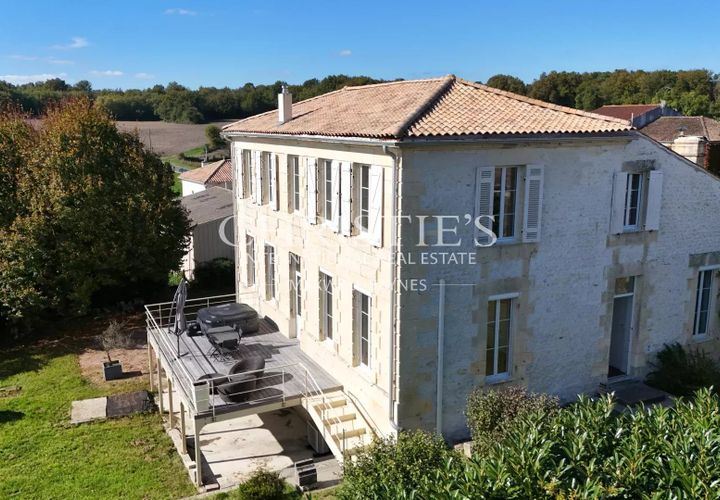Villa a Mirambeau, Charente-Maritime, Mirambeau - € 499.000 | Ref: NJB1004 - foto 1
